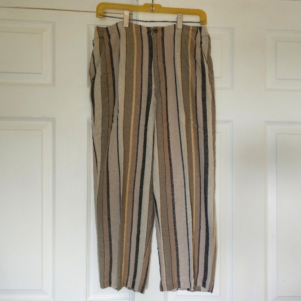 White Stag Vertical Striped Zipper and Button Linen Blend Three Pocket C…